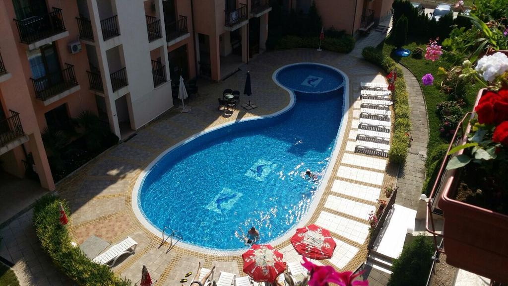 Gardenia Apartments Primorsko Esterno foto