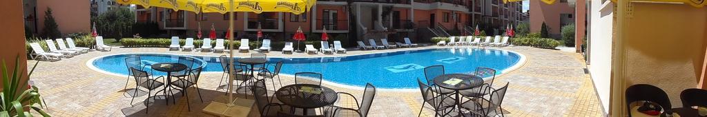 Gardenia Apartments Primorsko Esterno foto