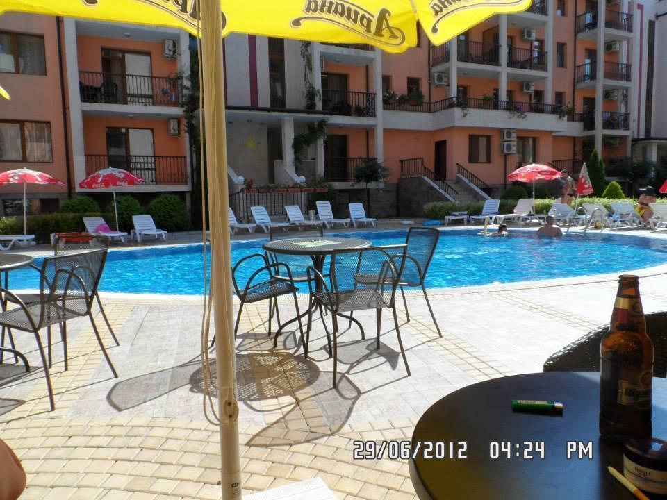 Gardenia Apartments Primorsko Esterno foto