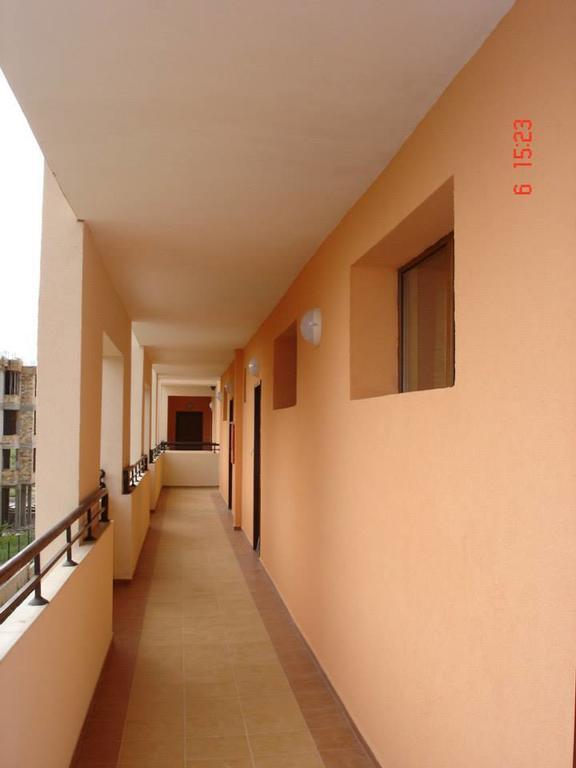Gardenia Apartments Primorsko Esterno foto